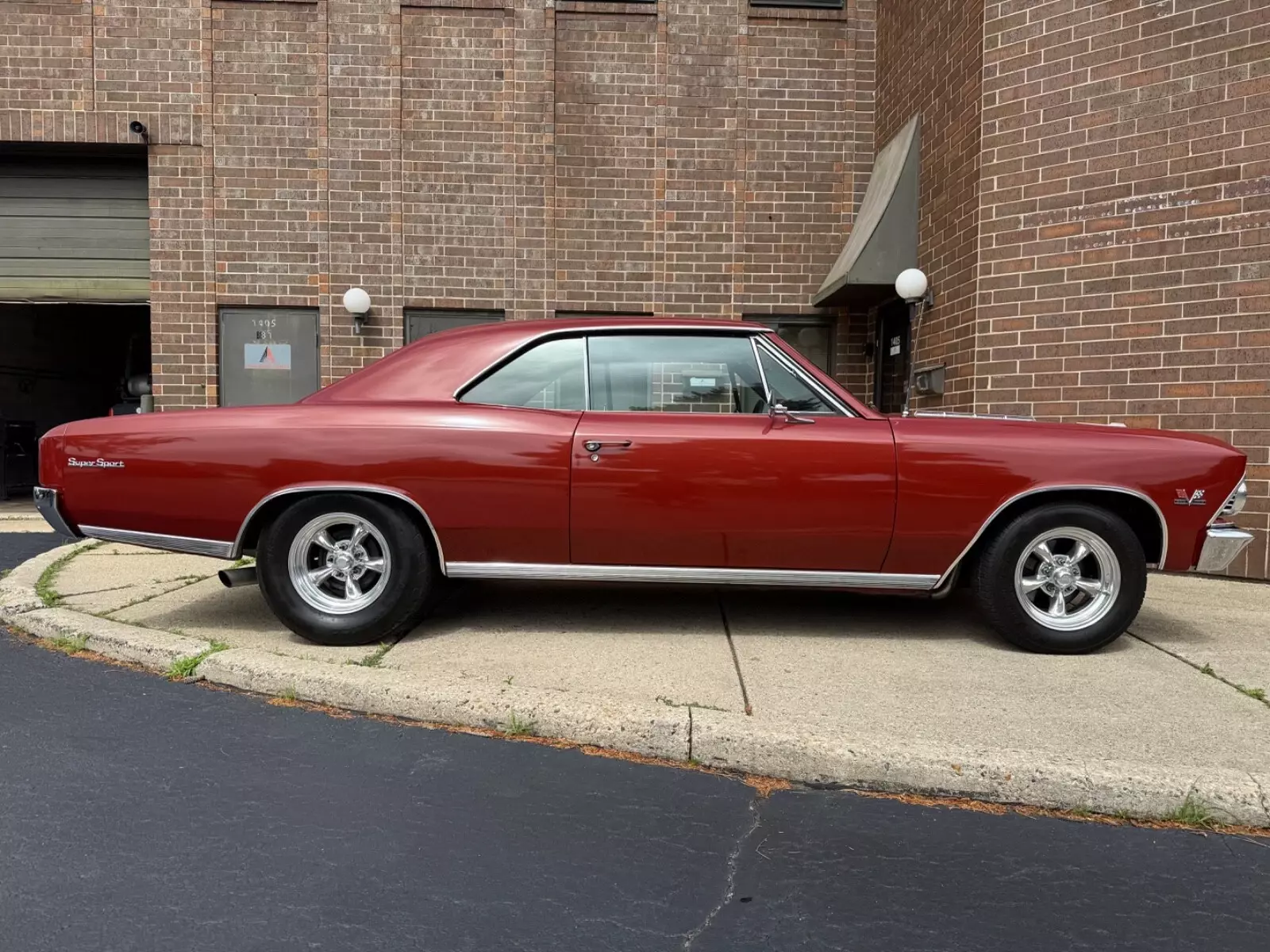 1966 Chevrolet Chevelle SS 396 - 4spd - Dana 60 - photo 12
