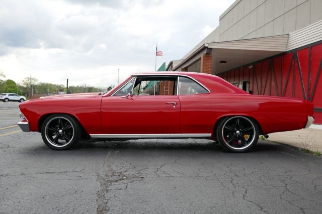 1966 Chevrolet Chevelle -Supercharged 355 super nice paint- Pro touring - - photo 7