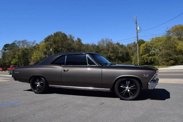 1966 Chevrolet Chevelle SuperSport Custom - photo 12