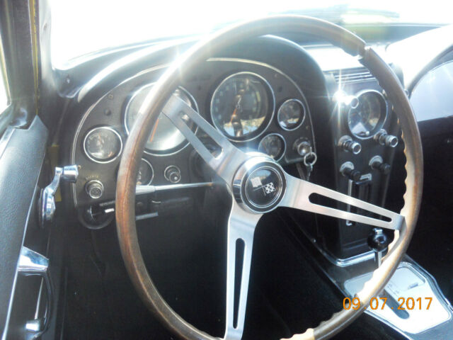 1966 Chevrolet Corvette - photo 9