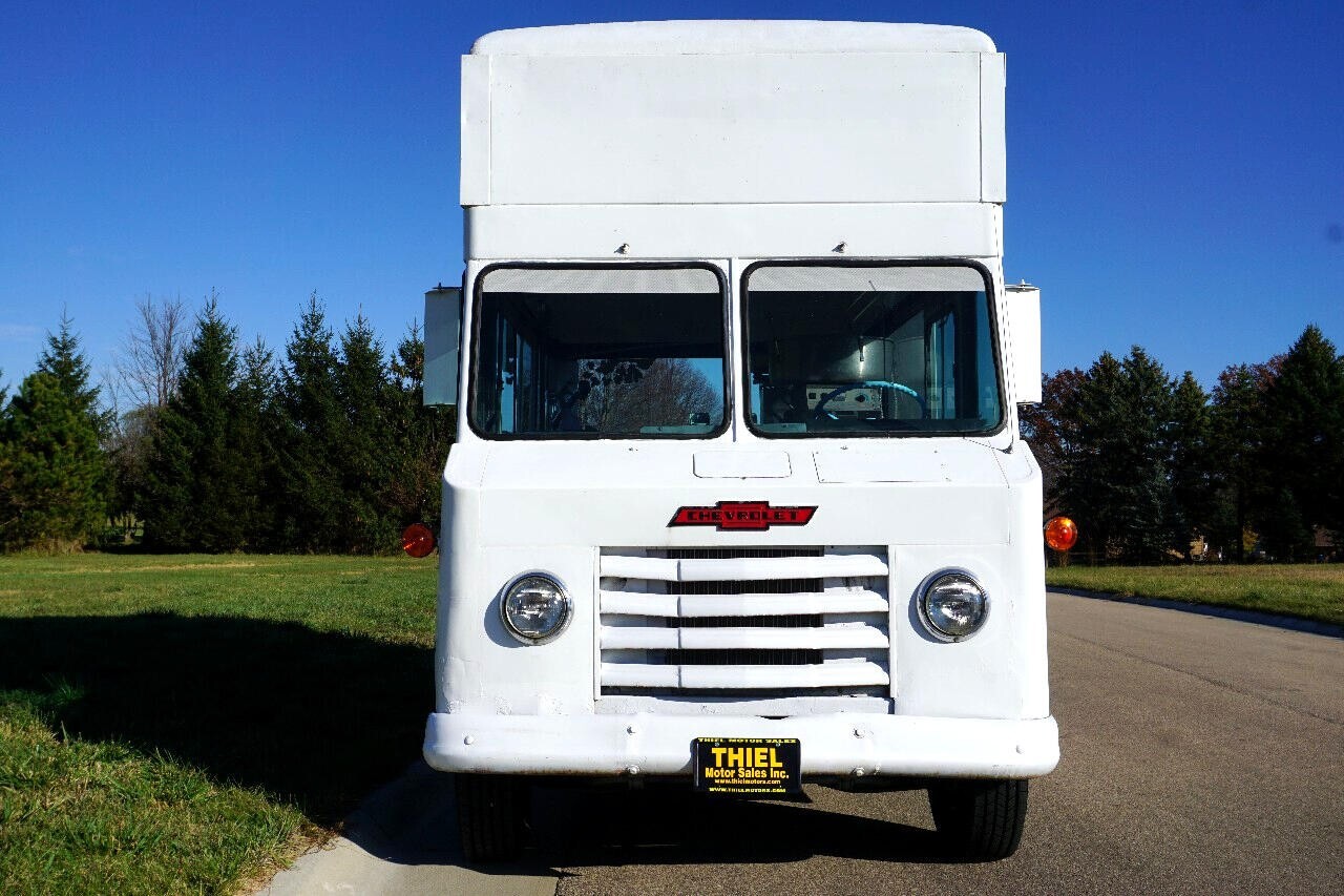 1966 Chevrolet Chevy Van Classic High-Top Nostalgic Concessions Van - photo 13