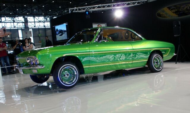 1966 Chevrolet Corvair Custom - photo 13