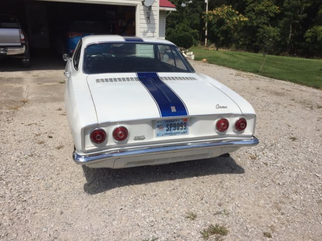 1966 Chevrolet Corvair COUPE - photo 2