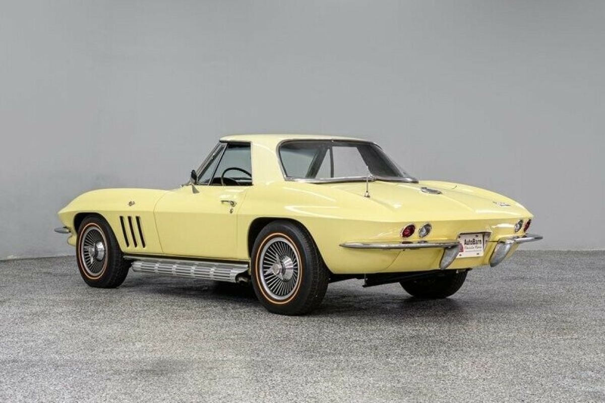 1966 Chevrolet Corvette - photo 4