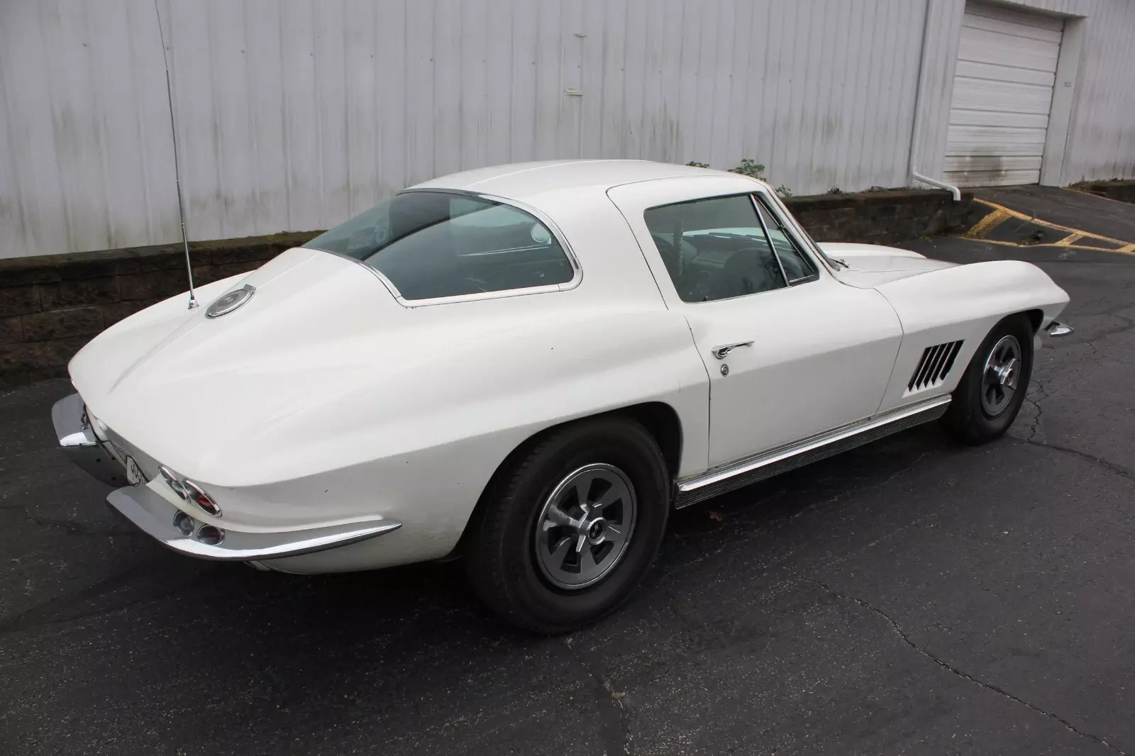1966 Chevrolet Corvette - photo 12