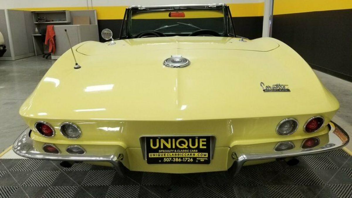1966 Chevrolet Corvette Convertible - photo 5