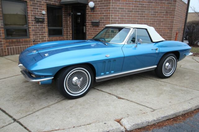 1966 Chevrolet Corvette - 350HP - Both Tops - photo 2