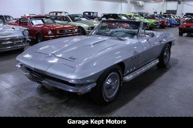 1966 Chevrolet Corvette 427 Convertible - photo 5
