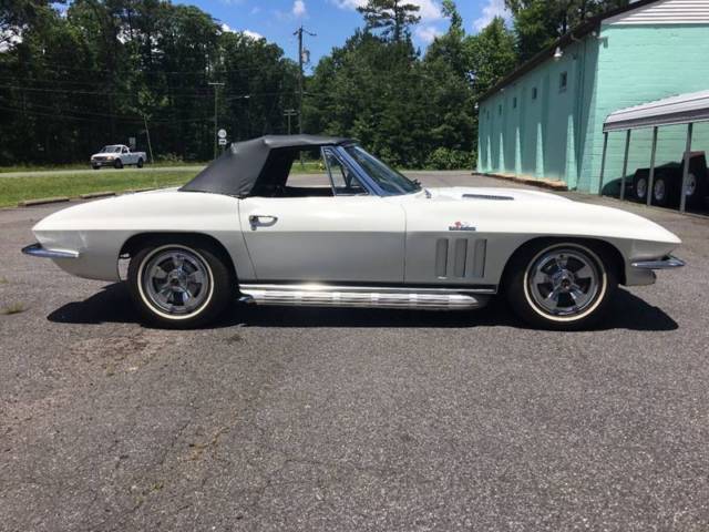 1966 Chevrolet Corvette 427/450HP 4 SPEED SIDE PIPES - photo 10