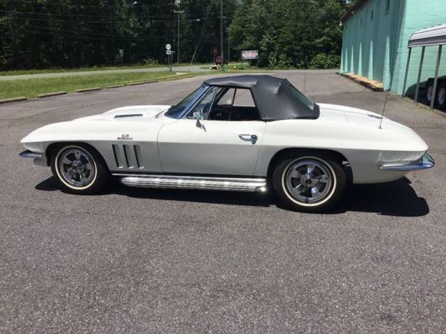 1966 Chevrolet Corvette 427/450HP 4 SPEED SIDE PIPES - photo 4