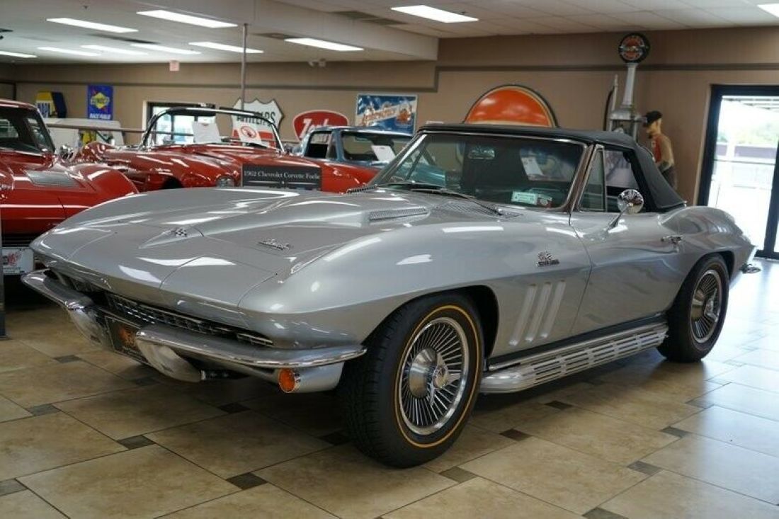 1966 Chevrolet Corvette 427 - photo 10