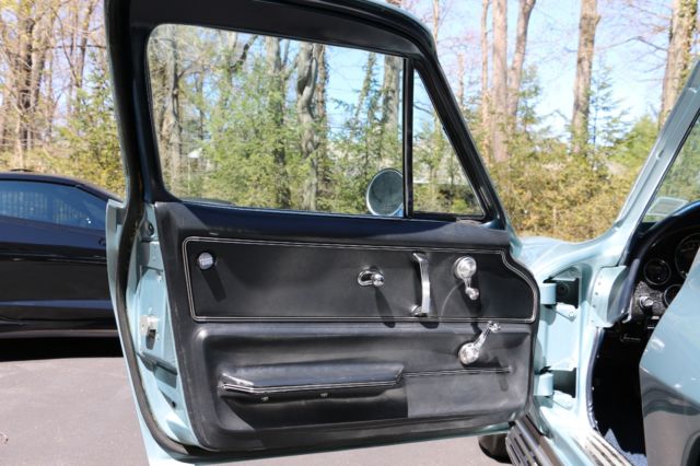 1966 Chevrolet Corvette - photo 12