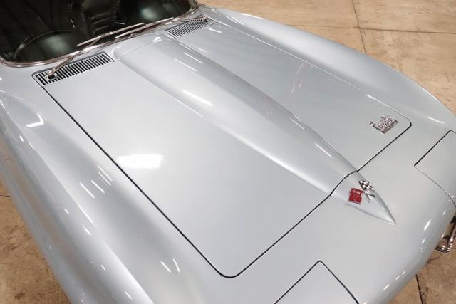 1966 Chevrolet Corvette -- - photo 9