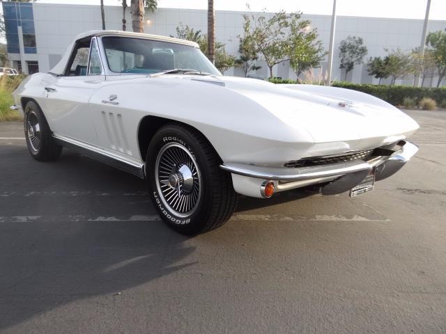 1966 Chevrolet Corvette -- - photo 10