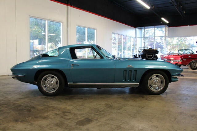 1966 Chevrolet Corvette Sting Ray - photo 8