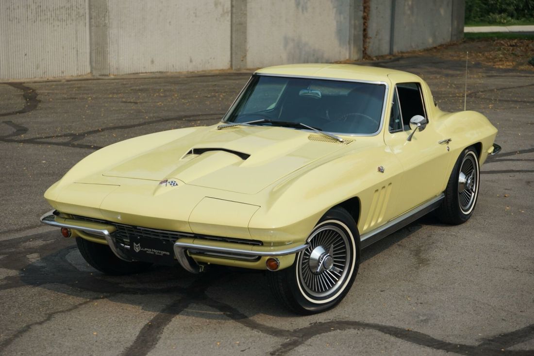 1966 Chevrolet Corvette - photo 2