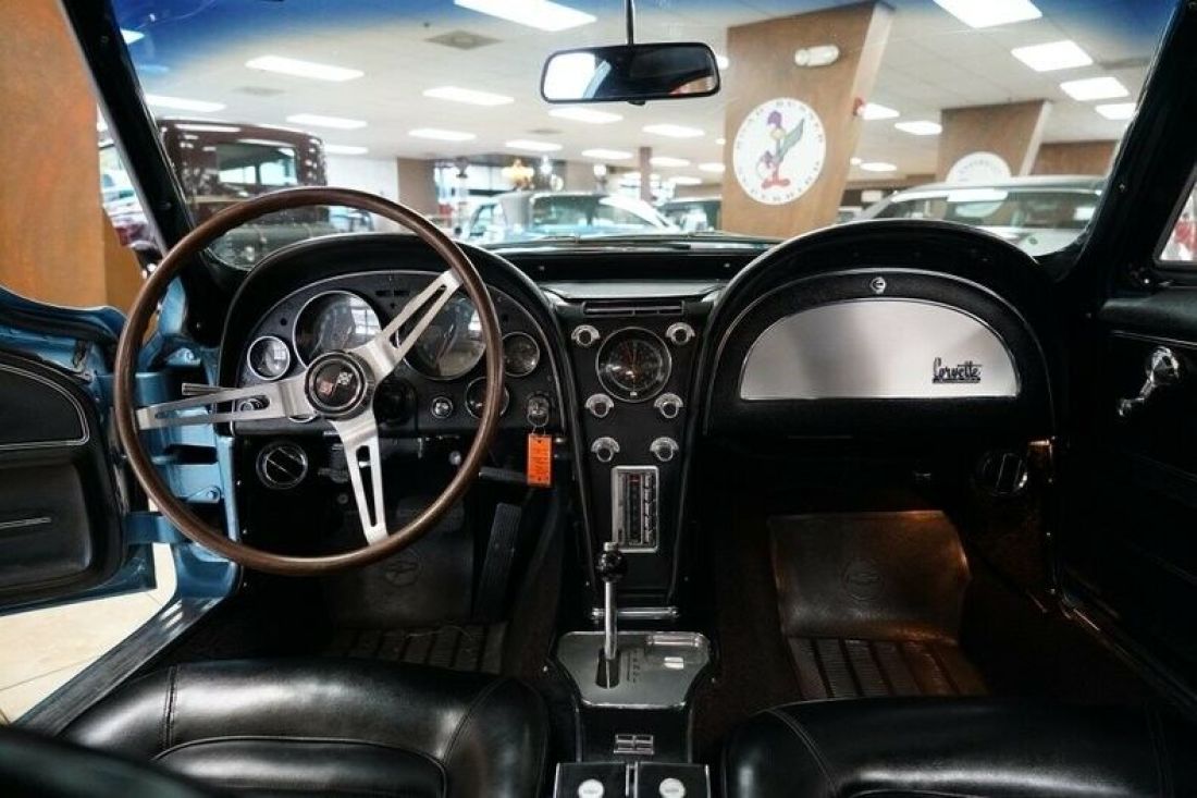 1966 Chevrolet Corvette - photo 10