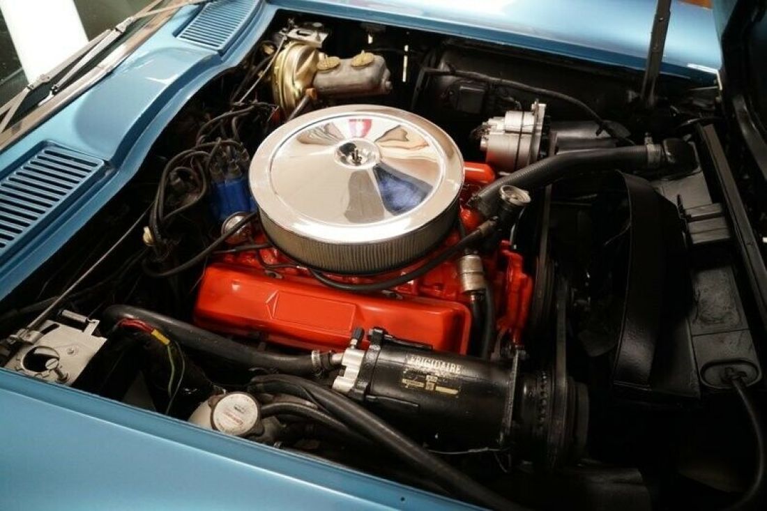 1966 Chevrolet Corvette - photo 12