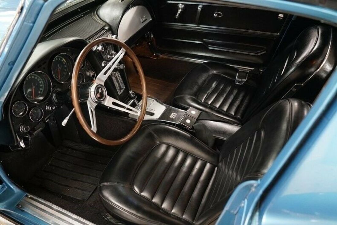 1966 Chevrolet Corvette - photo 9