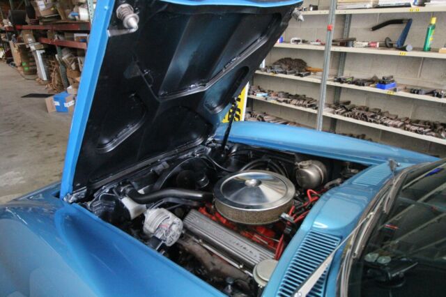 1966 Chevrolet Corvette - Auto - PS - Both Tops - photo 12