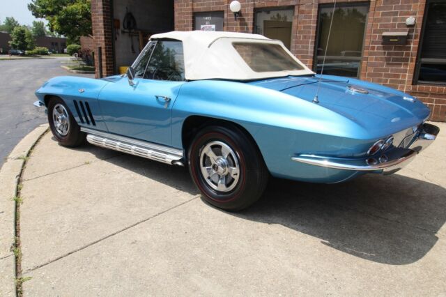 1966 Chevrolet Corvette - Auto - PS - Both Tops - photo 3