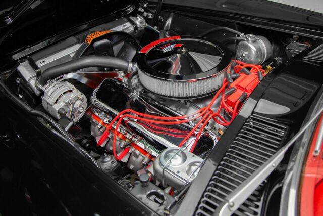 1966 Chevrolet Corvette Black/Red, 427/390, 4-Speed - photo 7