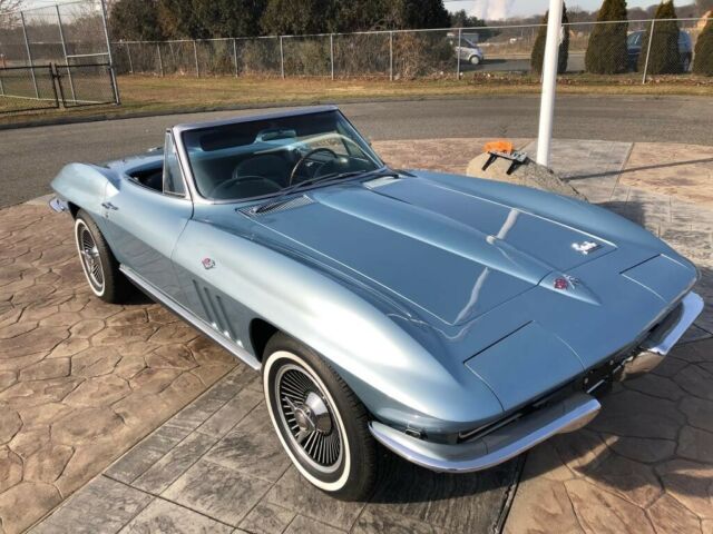 1966 Chevrolet Corvette -- - photo 3