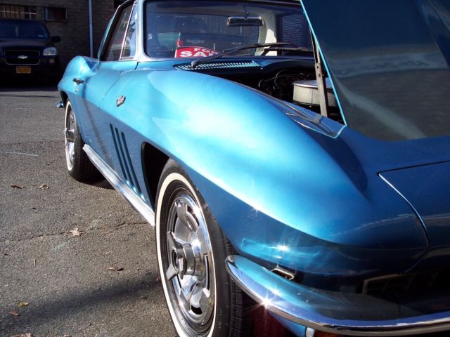 1966 Chevrolet Corvette 2 door Convert - photo 2
