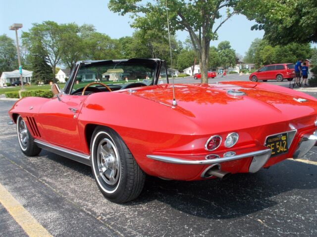 1966 Chevrolet Corvette convertible - photo 2