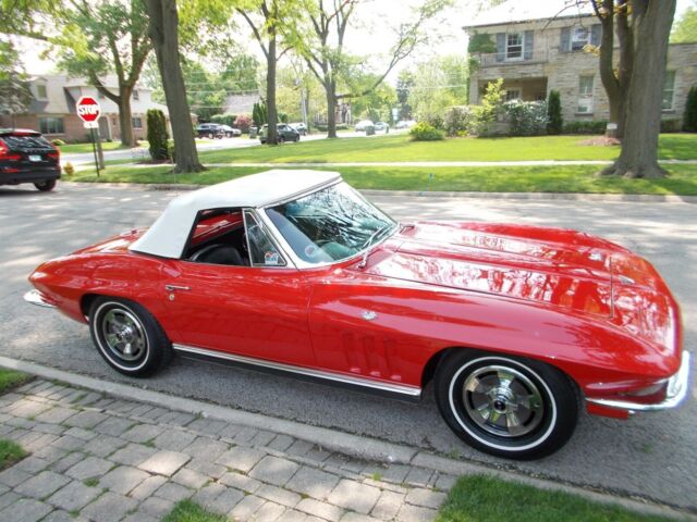 1966 Chevrolet Corvette convertible - photo 4