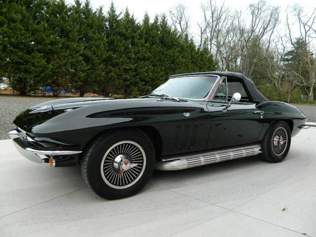 1966 Chevrolet Corvette Convertible - photo 4