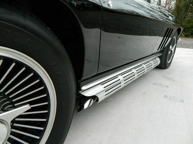 1966 Chevrolet Corvette Convertible - photo 8