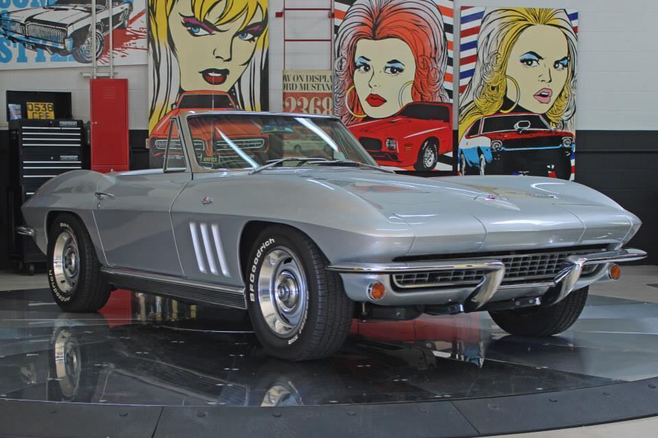 1966 Chevrolet Corvette - photo 2