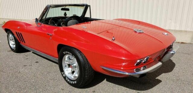 1966 Chevrolet Corvette GORGEOUS RALLY RED STINGRAY - photo 11