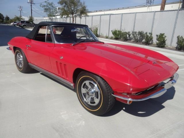 1966 Chevrolet Corvette - photo 2