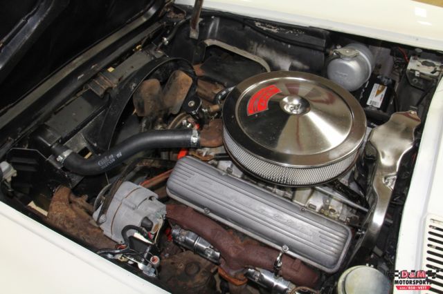 1966 Chevrolet Corvette Convertible - photo 9