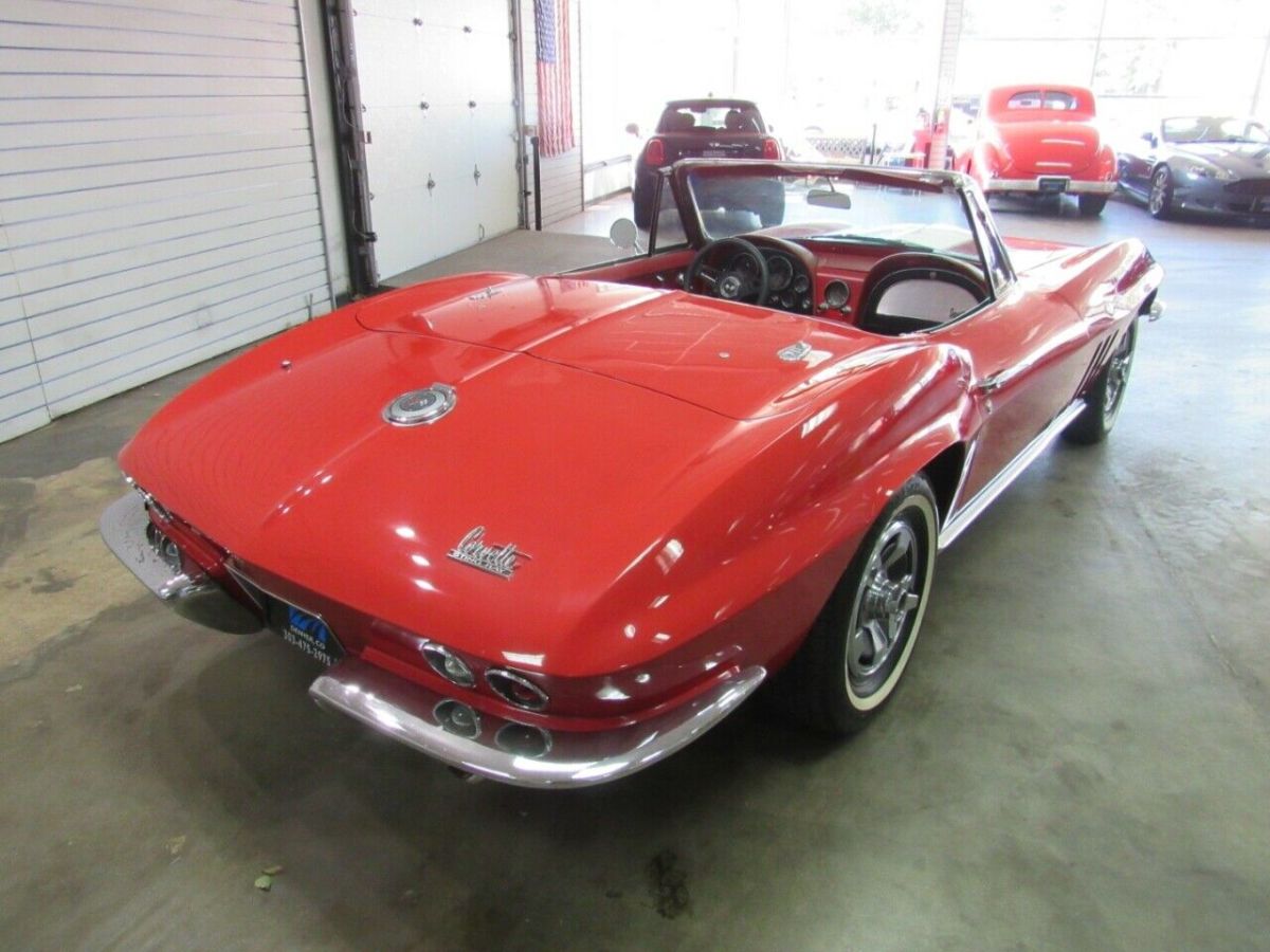 1966 Chevrolet Corvette Convertible - photo 6