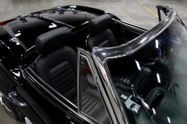 1966 Chevrolet Corvette Convertible - photo 10