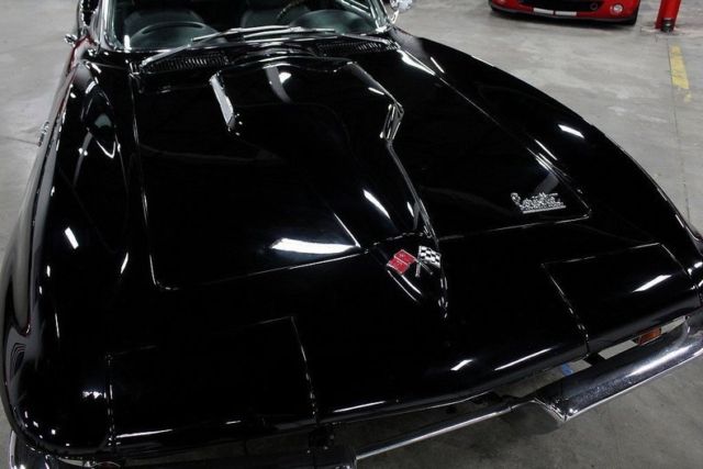 1966 Chevrolet Corvette Convertible - photo 9