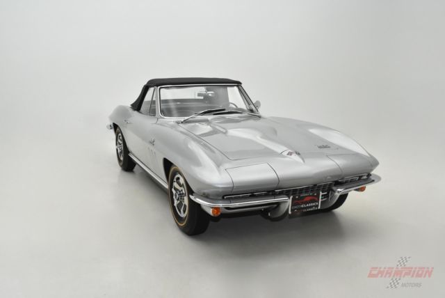 1966 Chevrolet Corvette Convertible - photo 3