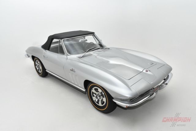 1966 Chevrolet Corvette Convertible - photo 8