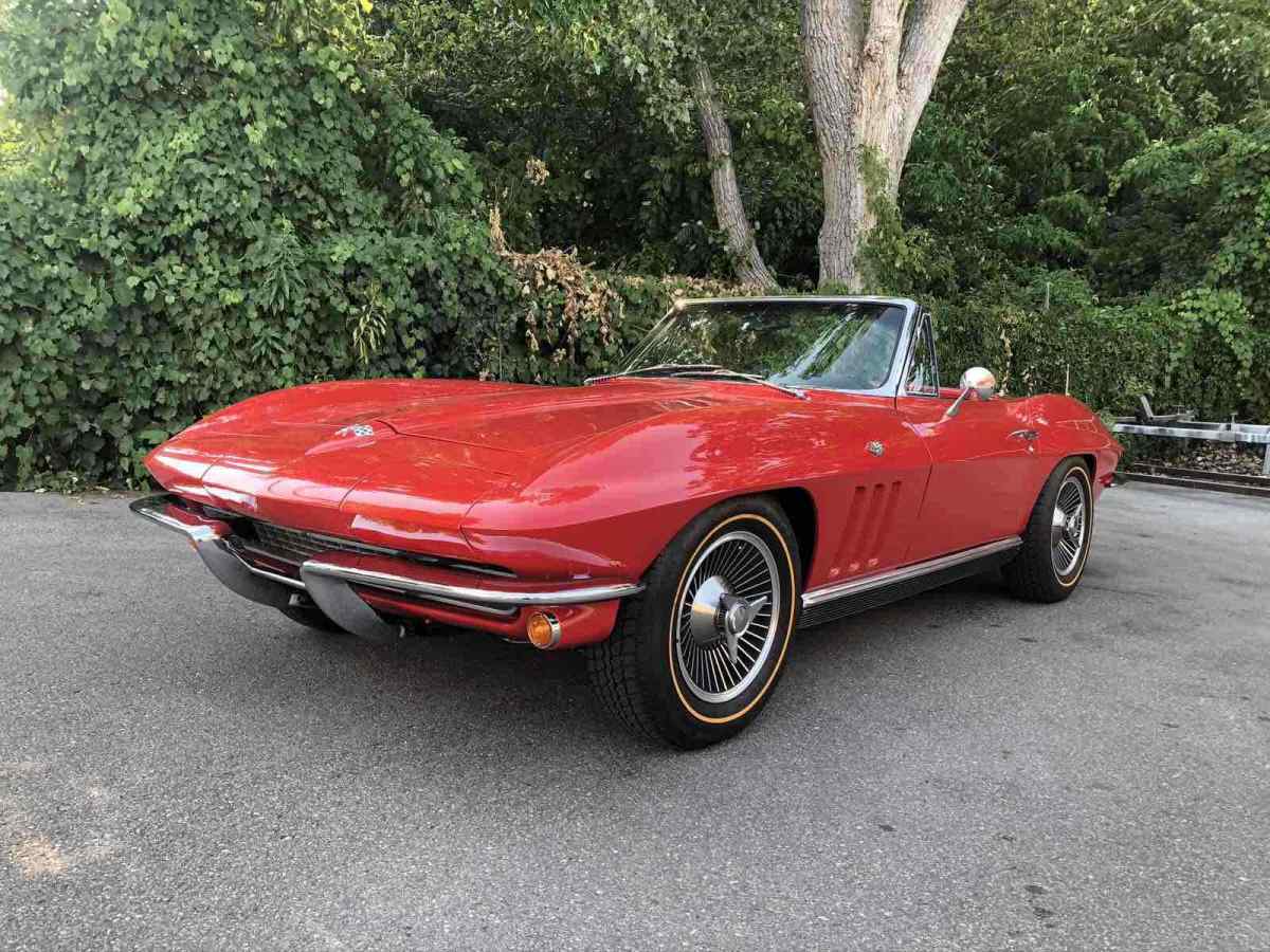 1966 Chevrolet Corvette Convertible Air Conditioning PS PB Knock Off Wheels 1966 Chevrolet Corvette