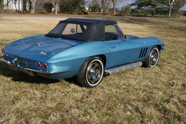1966 Chevrolet Corvette Convertible - photo 2