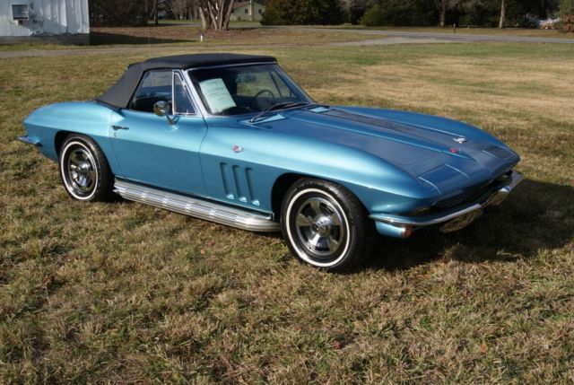 1966 Chevrolet Corvette Convertible - photo 7