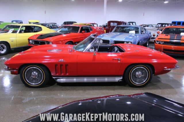 1966 Chevrolet Corvette Convertible - photo 6