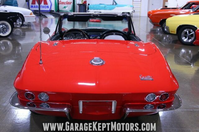 1966 Chevrolet Corvette Convertible - photo 9