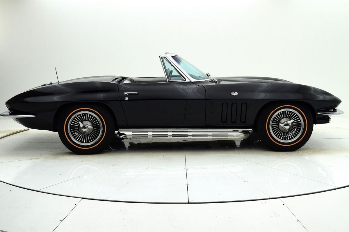 1966 Chevrolet Corvette Convertible - photo 7