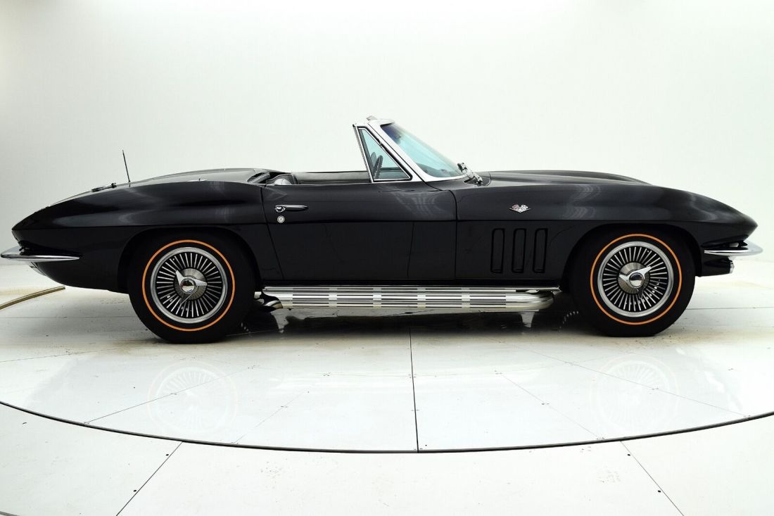 1966 Chevrolet Corvette Convertible - photo 7