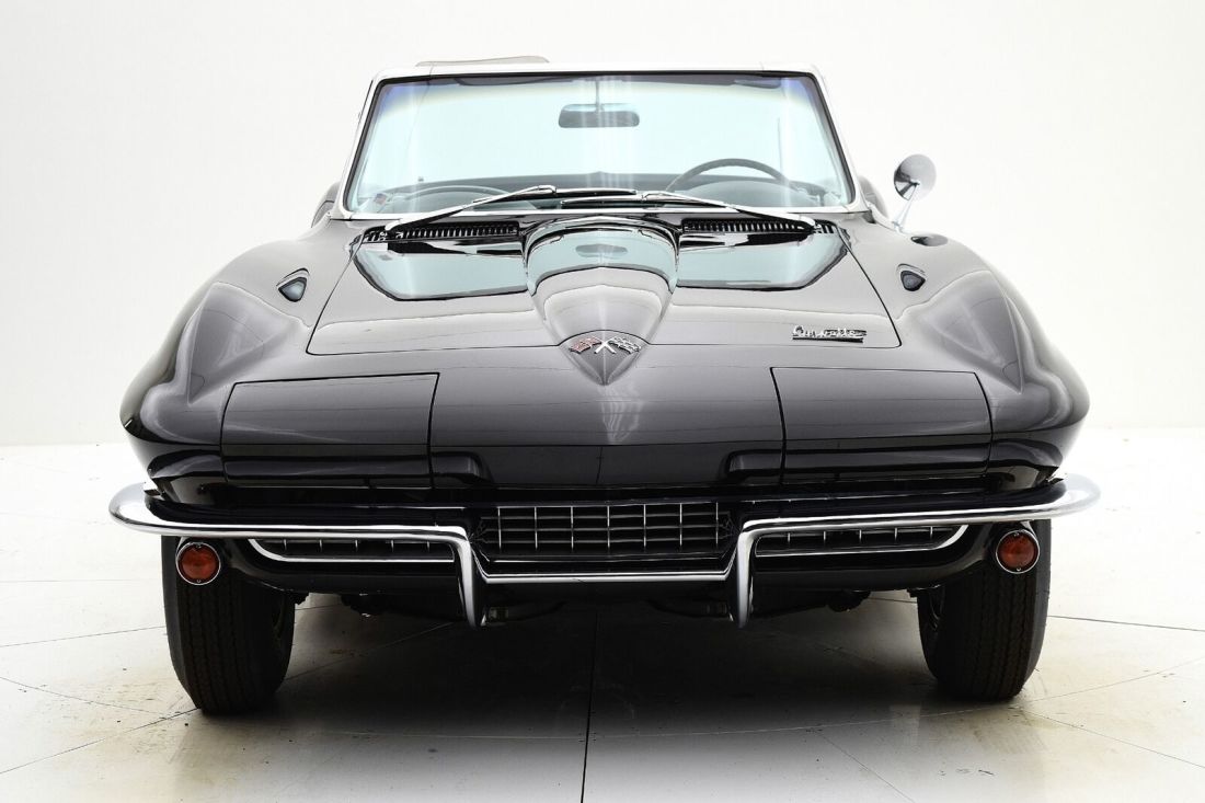 1966 Chevrolet Corvette Convertible - photo 9