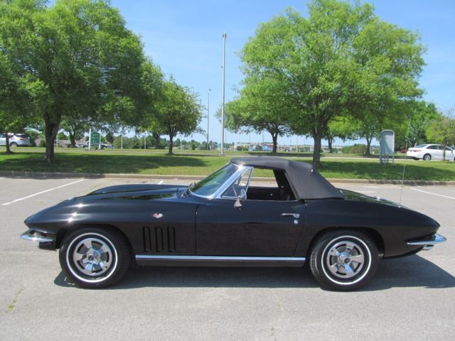 1966 Chevrolet Corvette CONVERTIBLE - photo 7